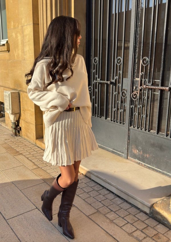 Ensemble pull et jupe blanc