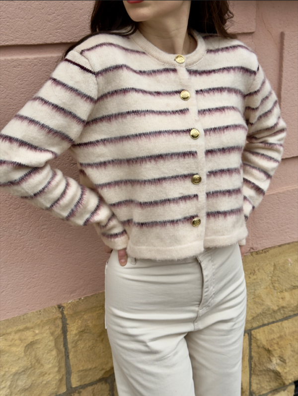 Gilet duveteux à boutons dorée crème