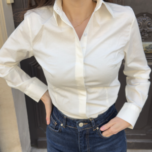 Chemise blanche à coupe cintré
