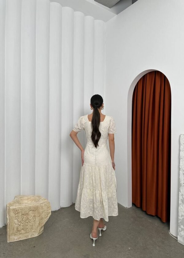 Robe brodé à manches courtes écru – Image 2