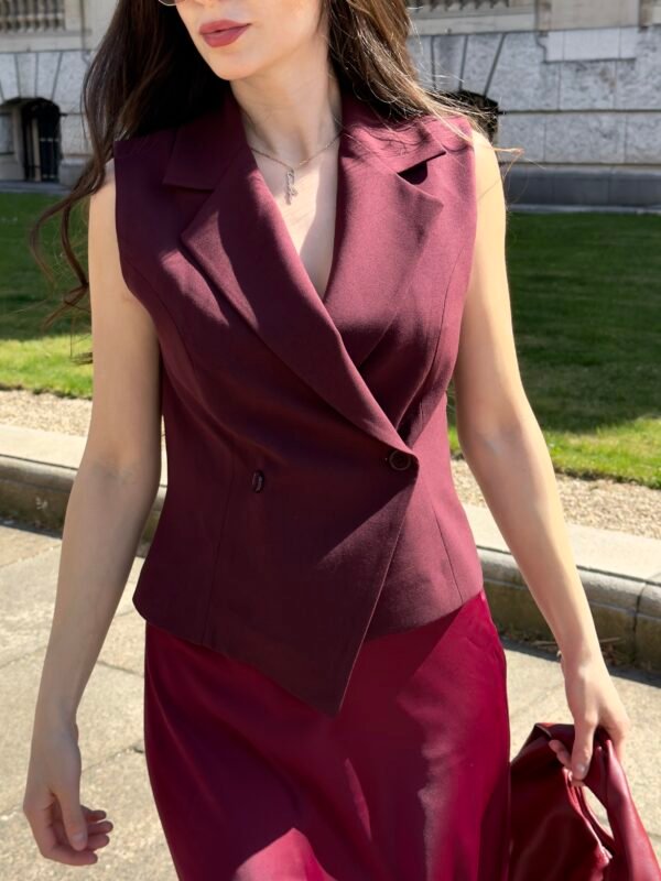 Gilet de tailleur sans manches cintré bordeaux