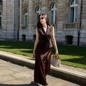 Gilet de tailleur sans manches cintré marron