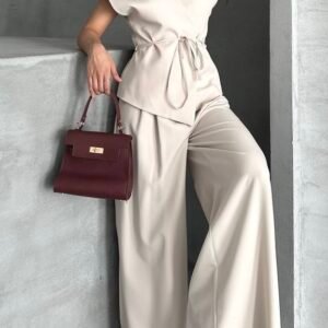 Ensemble gilet à nouer et son pantalon large beige