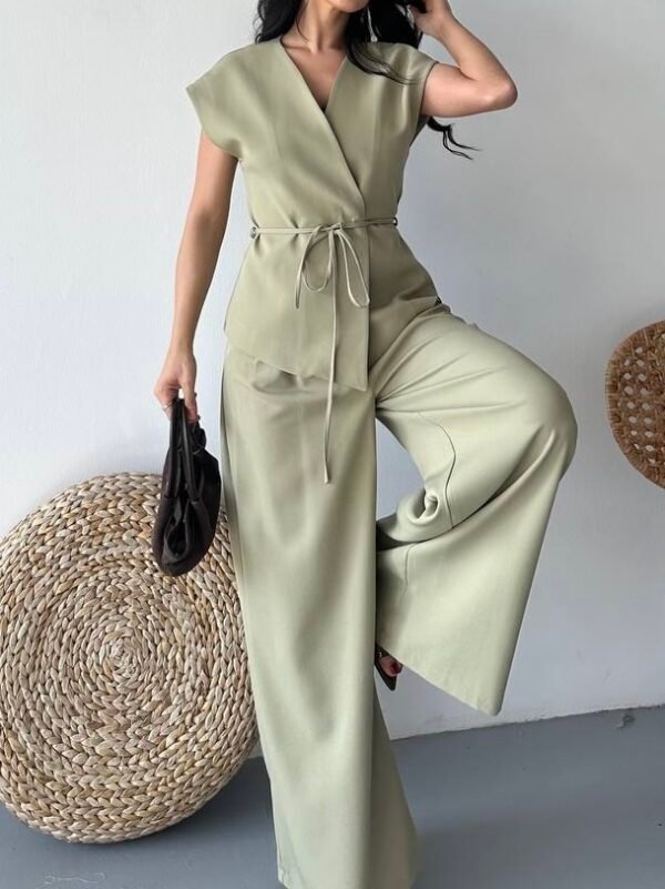 Ensemble gilet à nouer et son pantalon large vert amande – Image 3