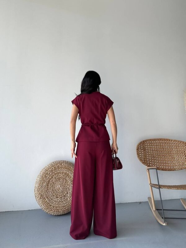 Ensemble gilet à nouer et son pantalon large bordeaux – Image 4
