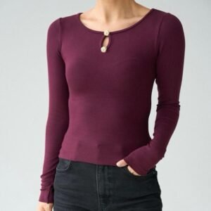 Haut à col rond et détail bouton | Bordeaux foncé