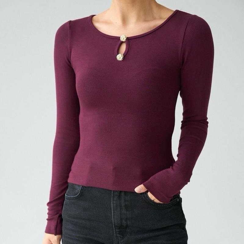 Haut à col rond et détail bouton | Bordeaux foncé