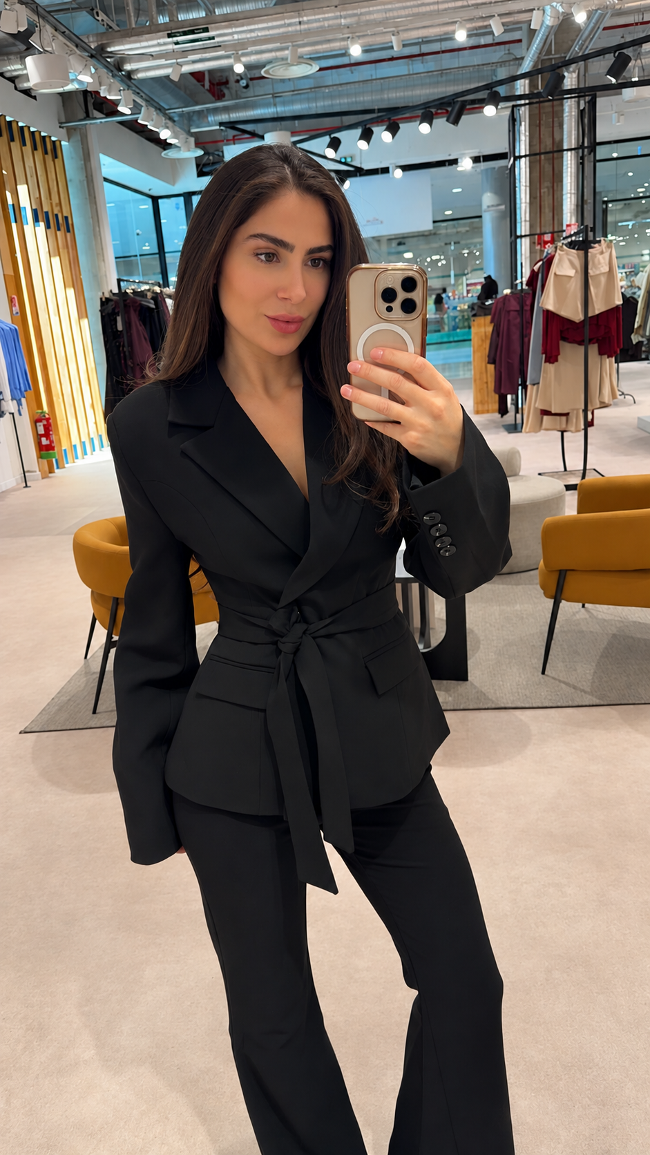 Blazer cintré avec écharpe