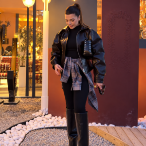 Veste en simili cuir cintrée